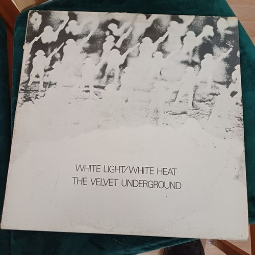 Velvet underground white - velvet, light
